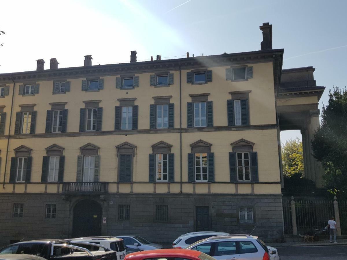 Charmerooms Palazzo Stampa ベルガモ エクステリア 写真